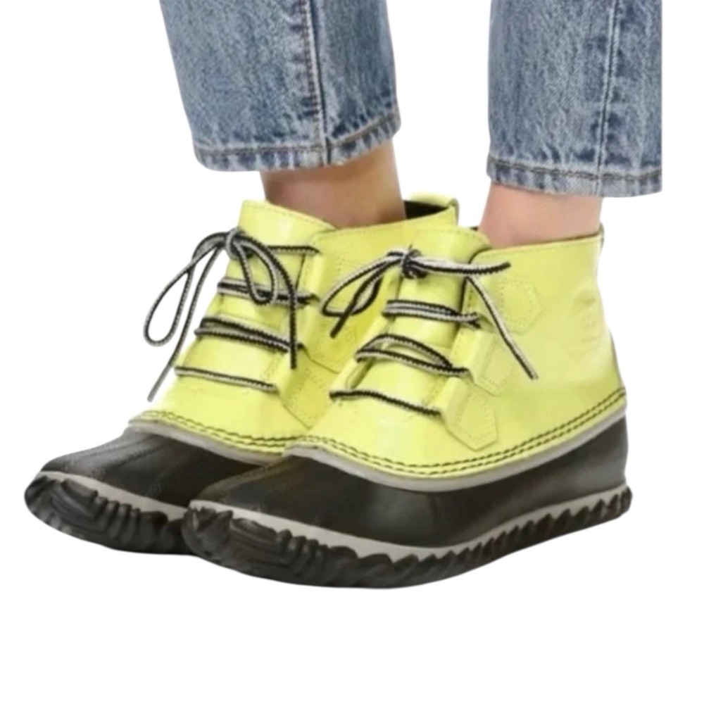 Sorel Women's Winter Boots in Yellow and Black
